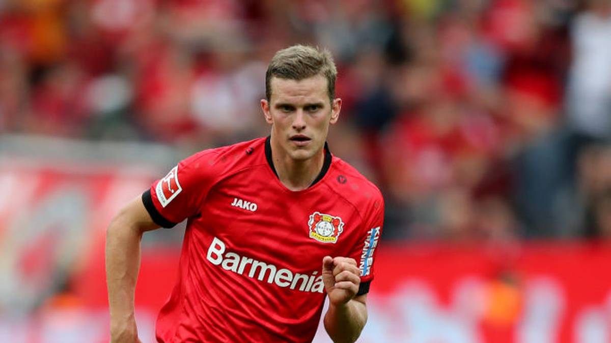 SVEN BENDER (Bayer Leverkusen): Der Abwehrchef der Leverkusener hat in dieser Saison noch keine Minute verpasst, hält seine makellose Bilanz bis zum Saisonende, wäre das ein Novum für ihn