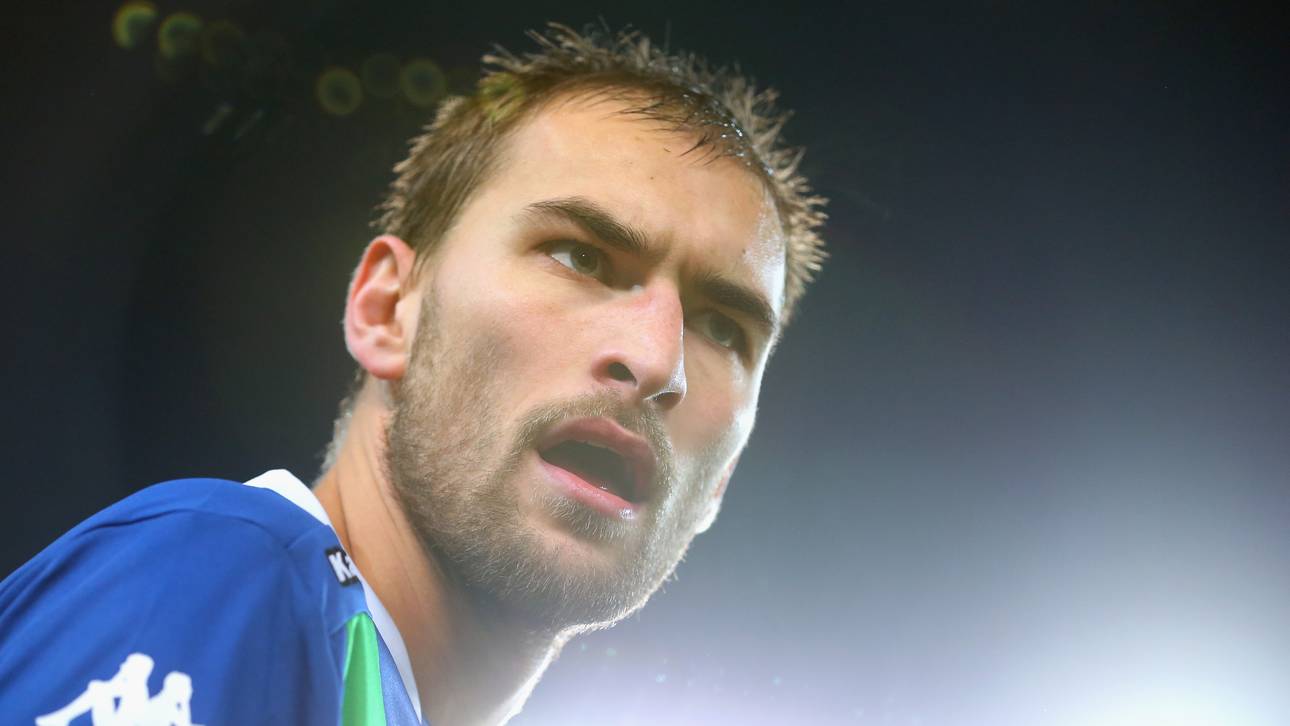 Flieht Dost vor Gomez?