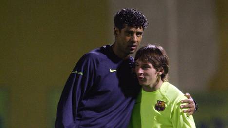 Frank Rijkaard (l.) mit dem jungen Lionel Messi