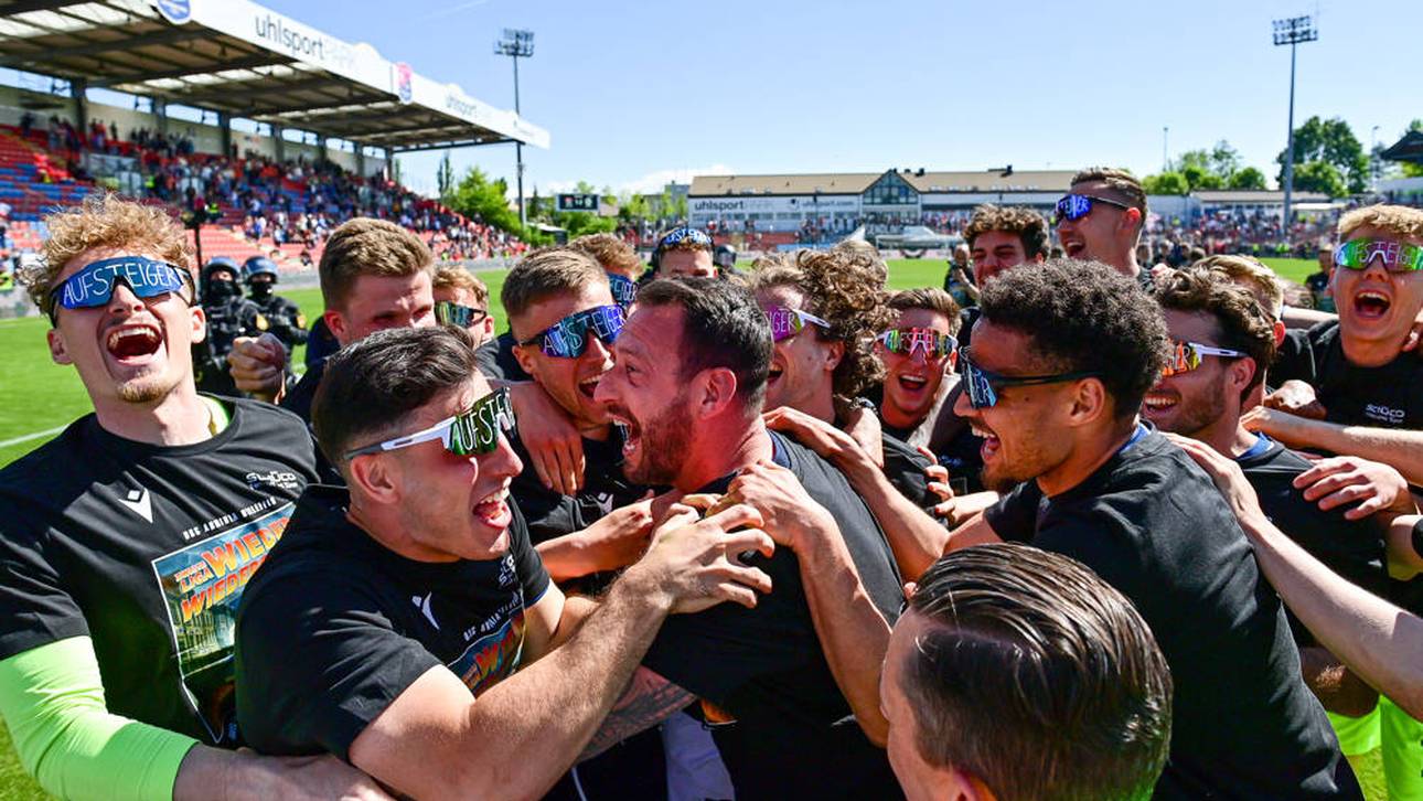 Trainer Mitch Kniat führte Arminia Bielefeld zur Drittliga-Meisterschaft