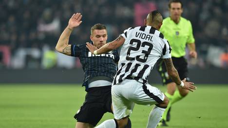 Juventus Inter Podolski Vidal
