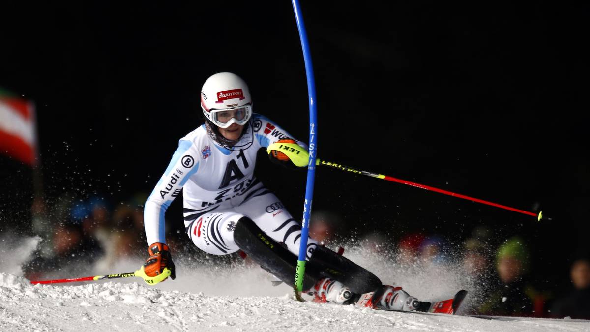 Christina Geiger beim Slalom in der Flachau