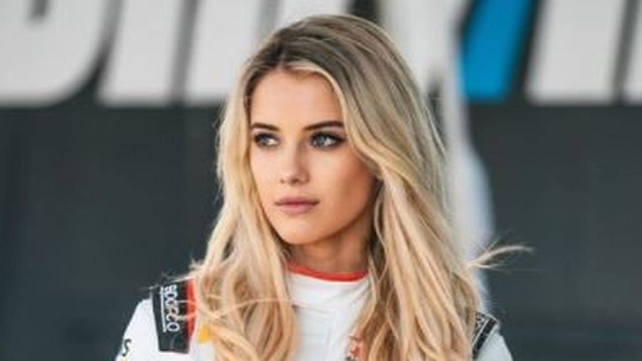 Motorsport: Insta-Model Lindsay Brewer mischt den Rennsport auf