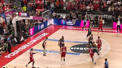 Die Meisterschaft in der BBL entscheidet sich in einem finalen Spiel 5. Dabei liefern sich der FC Bayern und ratiopharm Ulm einmal mehr ein packendes Duell bis in die letzte Minute. Dort dreht dann Weltmeister Johannes Voigtmann auf.