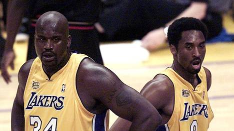 Kobe Bryant (r.) und Shaquille O' Neal holten von 2000 bis 2002 drei NBA-Titel in Serie 