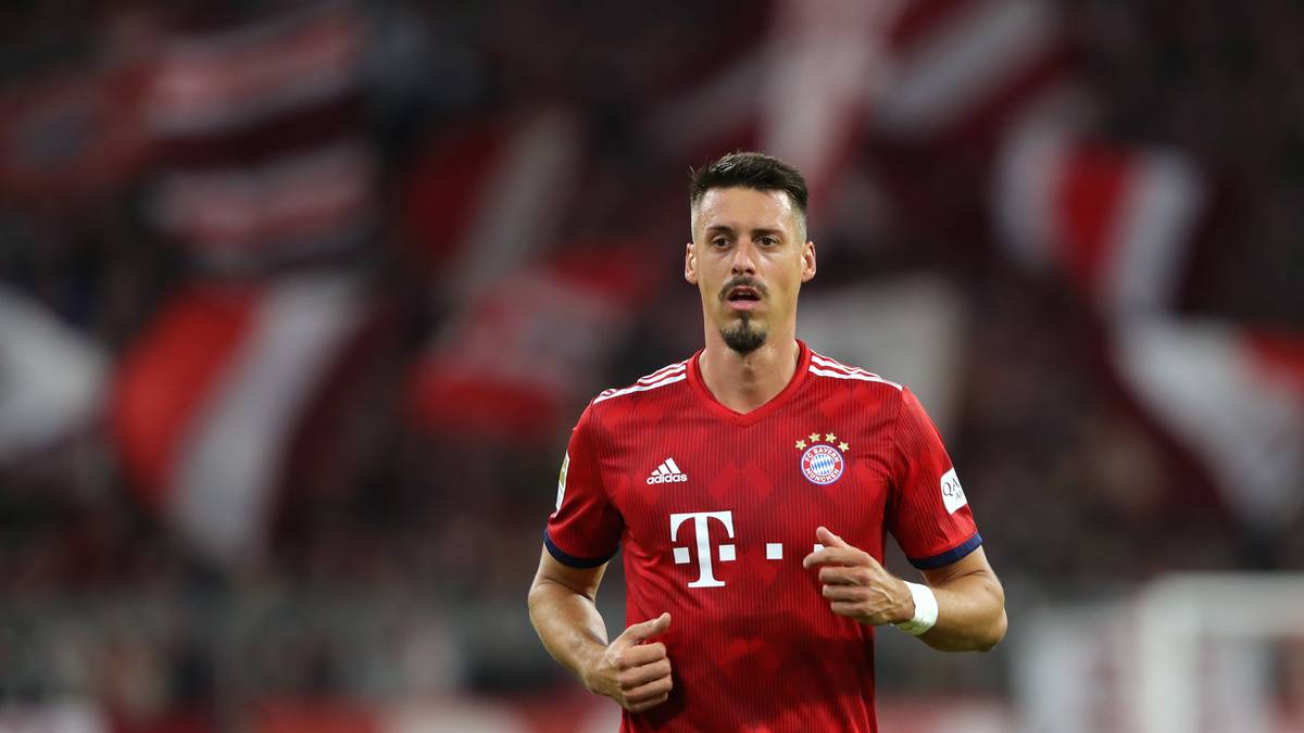 SANDRO WAGNER (ab 84.): Kam für eine Benotung zu spät. Ersetzte Lewandowski