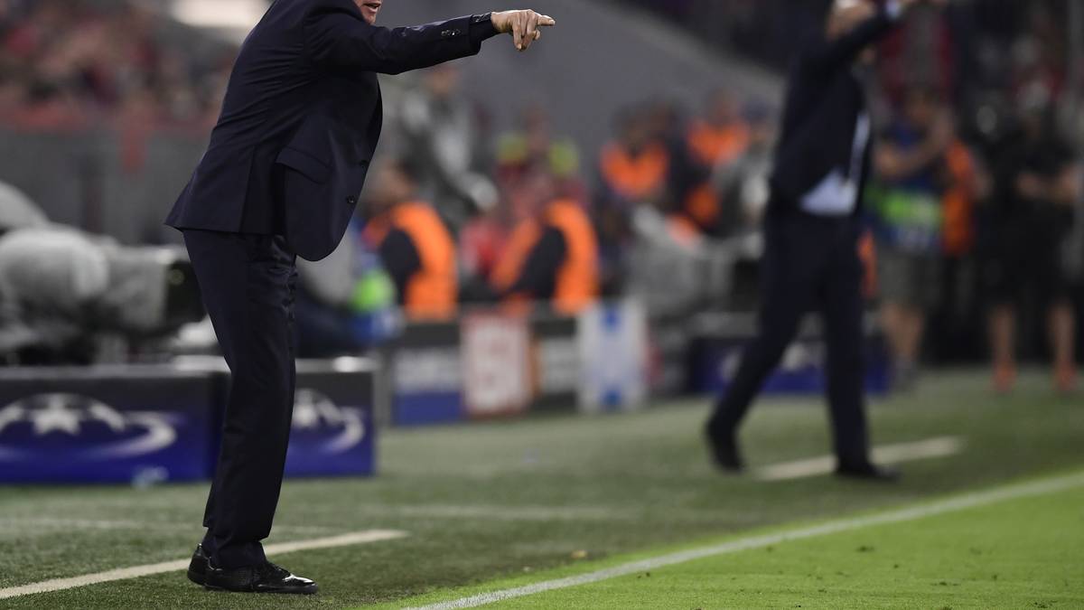 CORRIERE DELLO SPORT (Italien): "Auf der Bayern-Bank wechseln sich die Coaches aus, doch nicht einmal Heynckes scheint den Sieg zu schaffen, von dem bereits Guardiola und Ancelotti geträumt hatten."