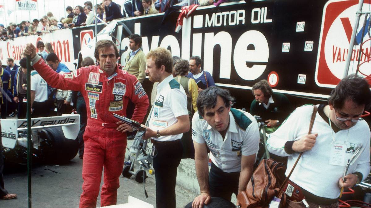 Beim Großen Preis von Belgien 1981 wird der argentinische Williams-Pilot Carlos Reutemann während des Trainings in einen tragischen Unfall verwickelt. Ein italienischer Mechaniker des Team Osella stolpert von der Boxenmauer und fällt dem Argentinier vors Auto. Der kann nicht ausweichen und überfährt den Mann, der später seinen schweren Verletzungen erliegt