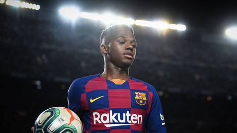 Ansu Fati gilt als eines der spannendsten Talente Europas - und dürfte bald vollkommen unbezahlbar werden. Denn der FC Barcelona hat wohl schon den nächsten Vertrag für den Youngster geplant.