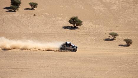 Der Wagen von Sebastien Loeb und Co-Pilot Fabian Lurquin