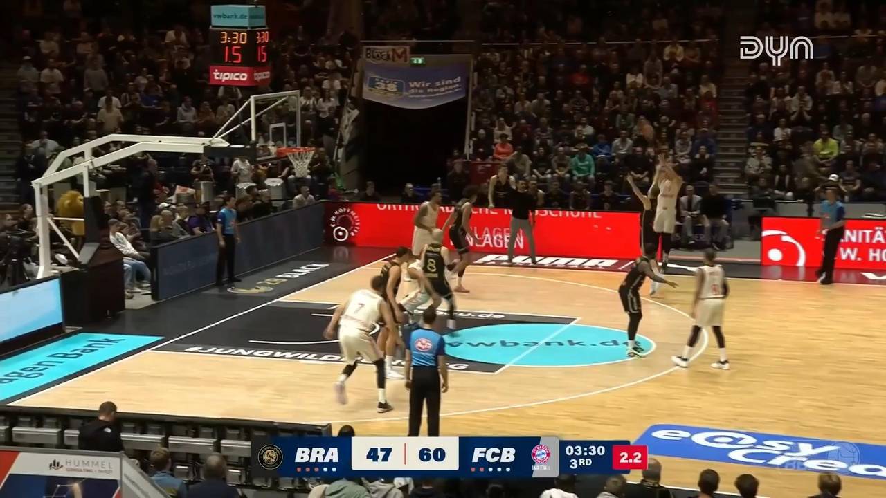 FC Bayern München - Basketball Löwen Braunschweig I BBL-Highlights im Video