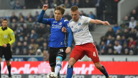 Arminia Bielefeld und der Hamburger SV duellieren sich im Zweitliga-Topspiel