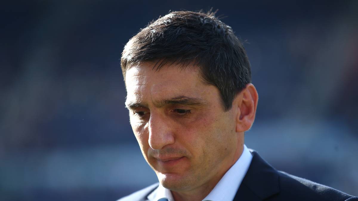 TAYFUN KORKUT: Führte den VfB Stuttgart in der vergangenen Spielzeit aus der Abstiegszone noch auf Rang sieben. Nach schwachem Saisonstart entlassen