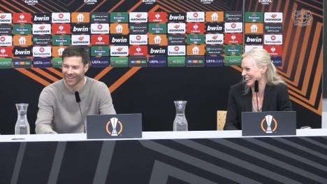 Bayer Leverkusen könnte am Sonntag die deutsche Meisterschaft unter Dach und Fach bringen. Eine Aussage von Granit Xhaka passt Trainer Xabi Alonso aber nicht so ganz.