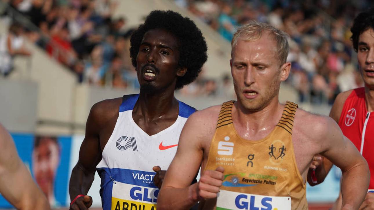 Mohamed Abdilaahi (l.) und Florian Bremm (r.) bildeen die Hoffnung des deutschen Langlaufs