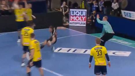 Der HC Erlangen zaubert sich mit einer Vielzahl von Highlights gegen die Rhein-Neckar Löwen zum klaren Sieg und setzt sich somit weiter von den Abstiegsplätzen ab.