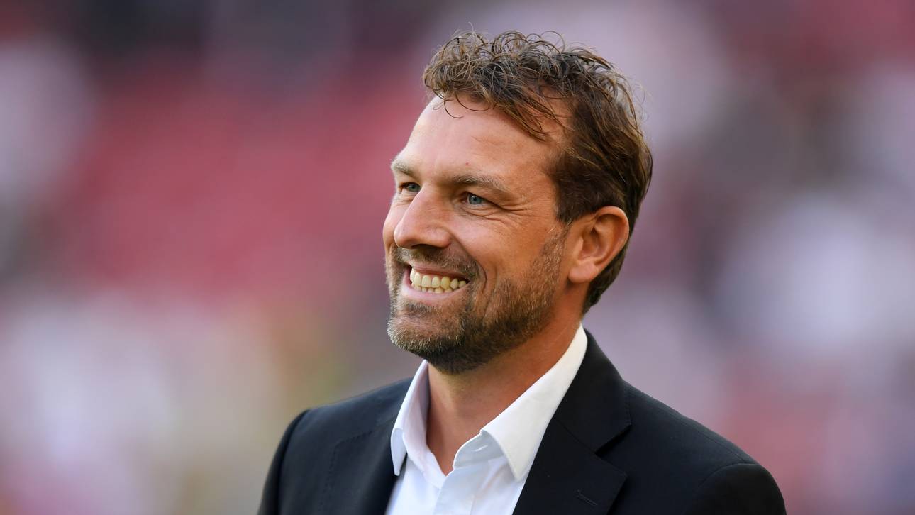 Weinzierl lobt Völler wegen Herrlich
