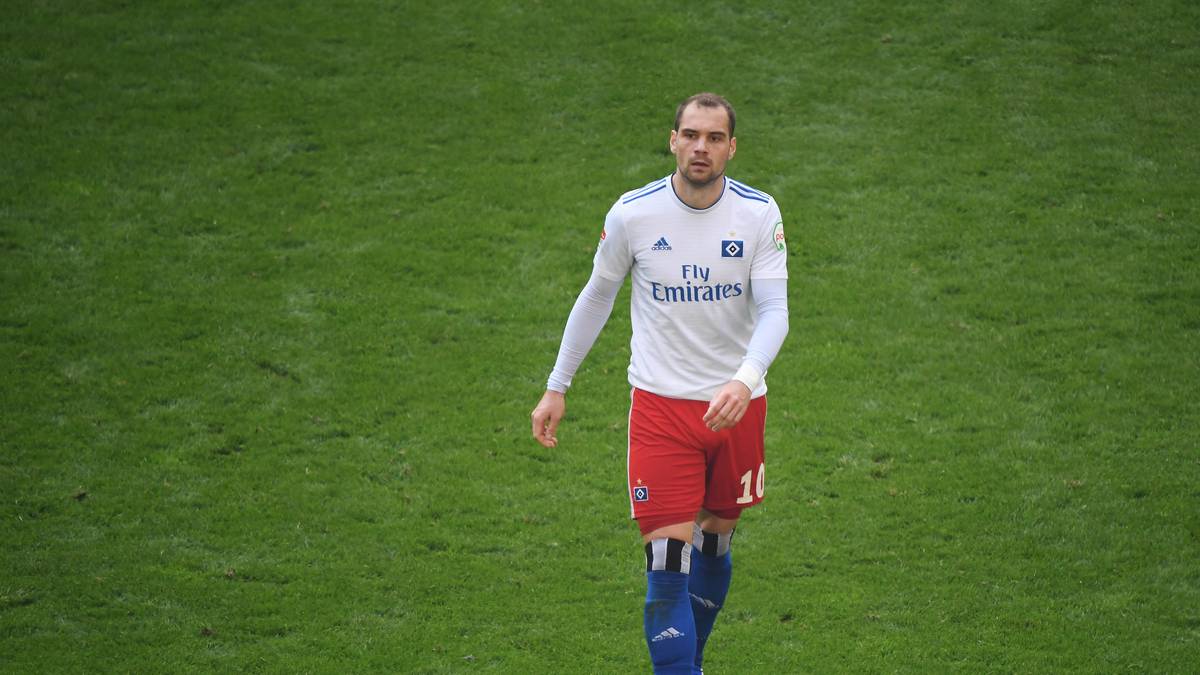MITTELSTÜRMER: Nach dem Abschied von JAN-FIETE ARP (zu Bayern/Ablöse von 3 Millionen Euro) sowie PIERRE-MICHEL LASOGGA (Al Arabi/ablösefrei) ist das Rennen im Sturmzentrum offen