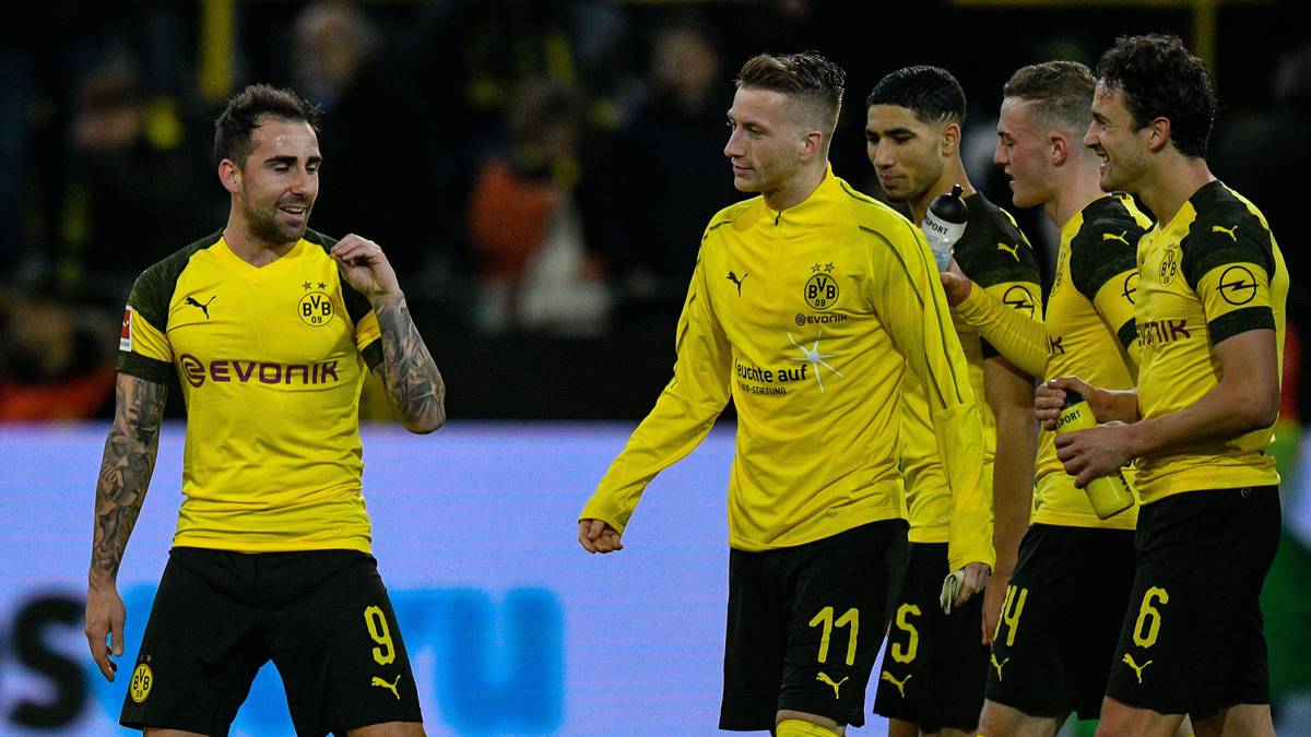 Damit egalisierte der Angreifer bereits am 13. Spieltag den Rekord des Freiburgers Nils Petersen (2016/17) und des Stuttgarters Viorel Ganea (2002/03), die für neun Treffer nach Einwechslung jeweils eine ganze Saison benötigten