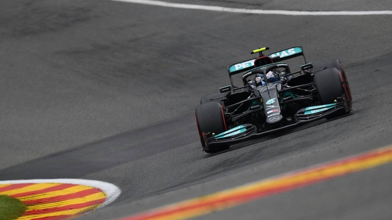 Hamilton im ersten Training nur auf Platz 18