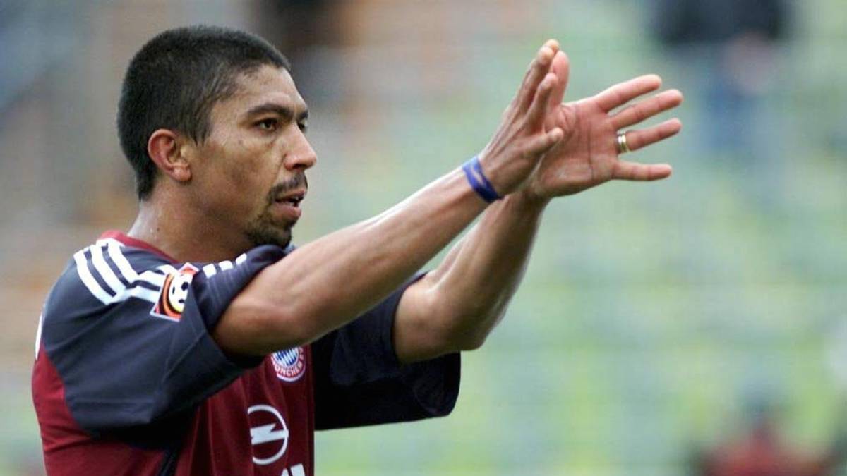 PLATZ 21: GIOVANE ELBER (1994-2005, VfB Stuttgart, FC Bayern, Borussia Mönchengladbach), 133 Tore in 260 Spielen