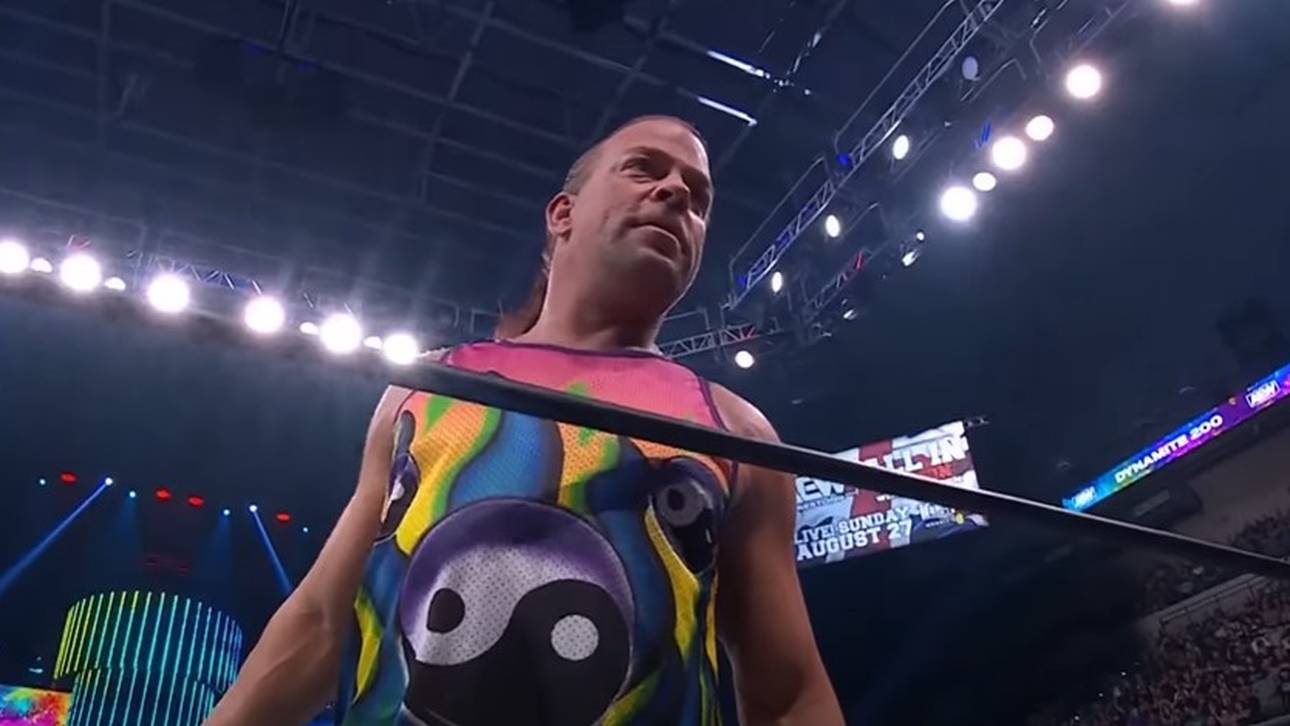 WWE Hall of Famer überrascht bei AEW