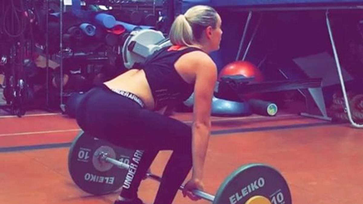 Progress, auf deutsch Fortschritt, schreibt sie zu diesem Instagrampost. Ihre harte Trainingsarbeit scheint sich auszuzahlen