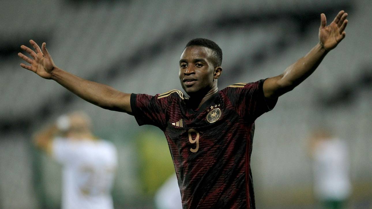 Moukoko im Alleingang: U21 siegt auch in Bulgarien