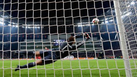 Nationalkeeper Manuel Neuer könnte bald noch mehr Elfmeter auf seinen Kasten bekommen 