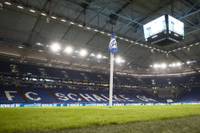 Gute Nachrichten für Schalke 04: Der Zweitligist darf in der kommenden Saison Spiele der Königsklasse im eigenen Stadion austragen. Das dürfte sich auch finanziell lohnen. 