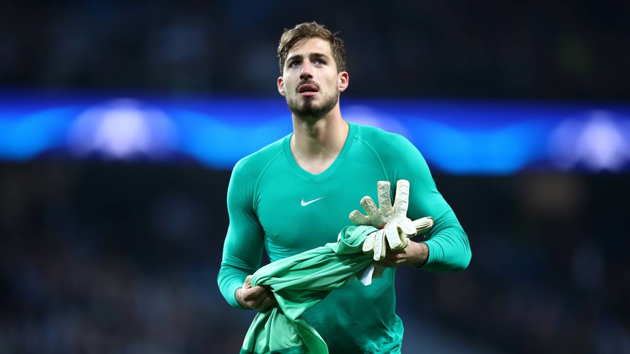 Trapp erwägt Flucht aus Paris