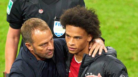 Leroy Sané ist zuletzt öfter mal in die Kritik geraten. Bayern-Coach Hansi Flick stellt sich aber vehement vor den Neuzugang.