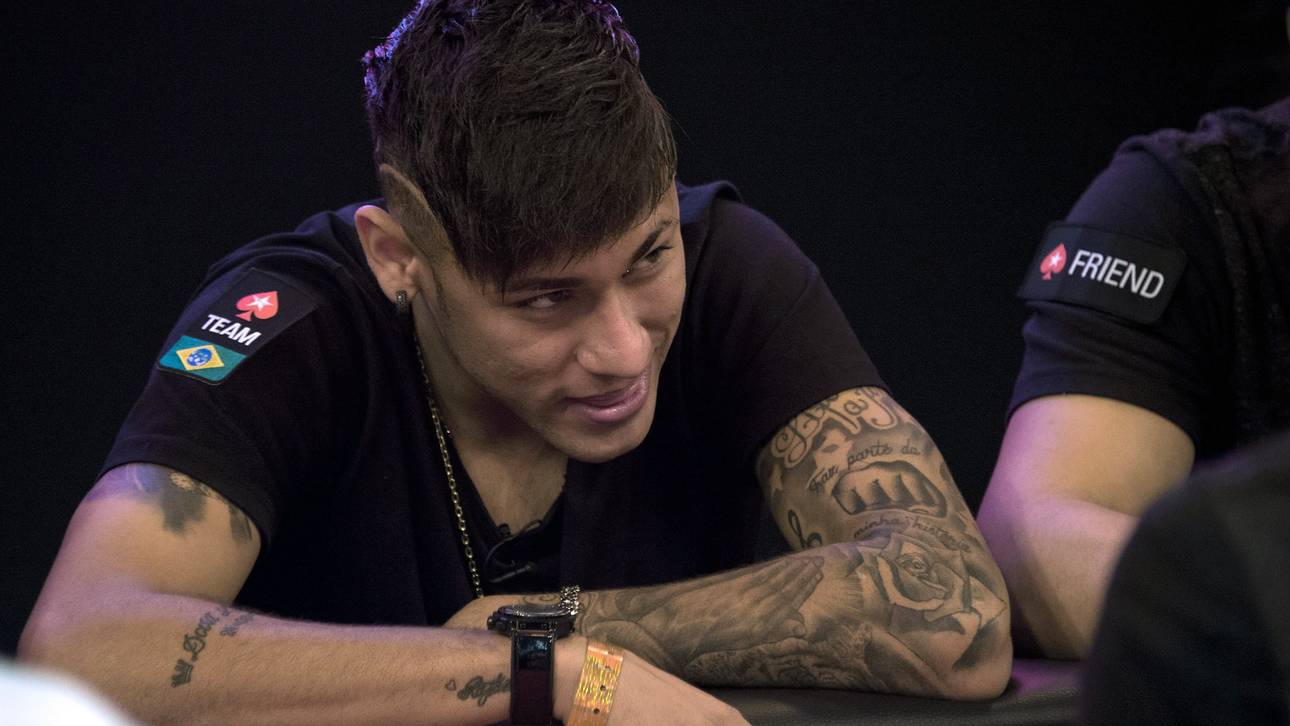 Neymar siegt mit Royal Flush