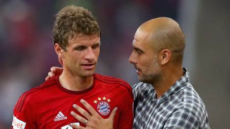 Thomas Müller (l.) will sich von der Trainersituation beim FC Bayern nicht ablenken lassen