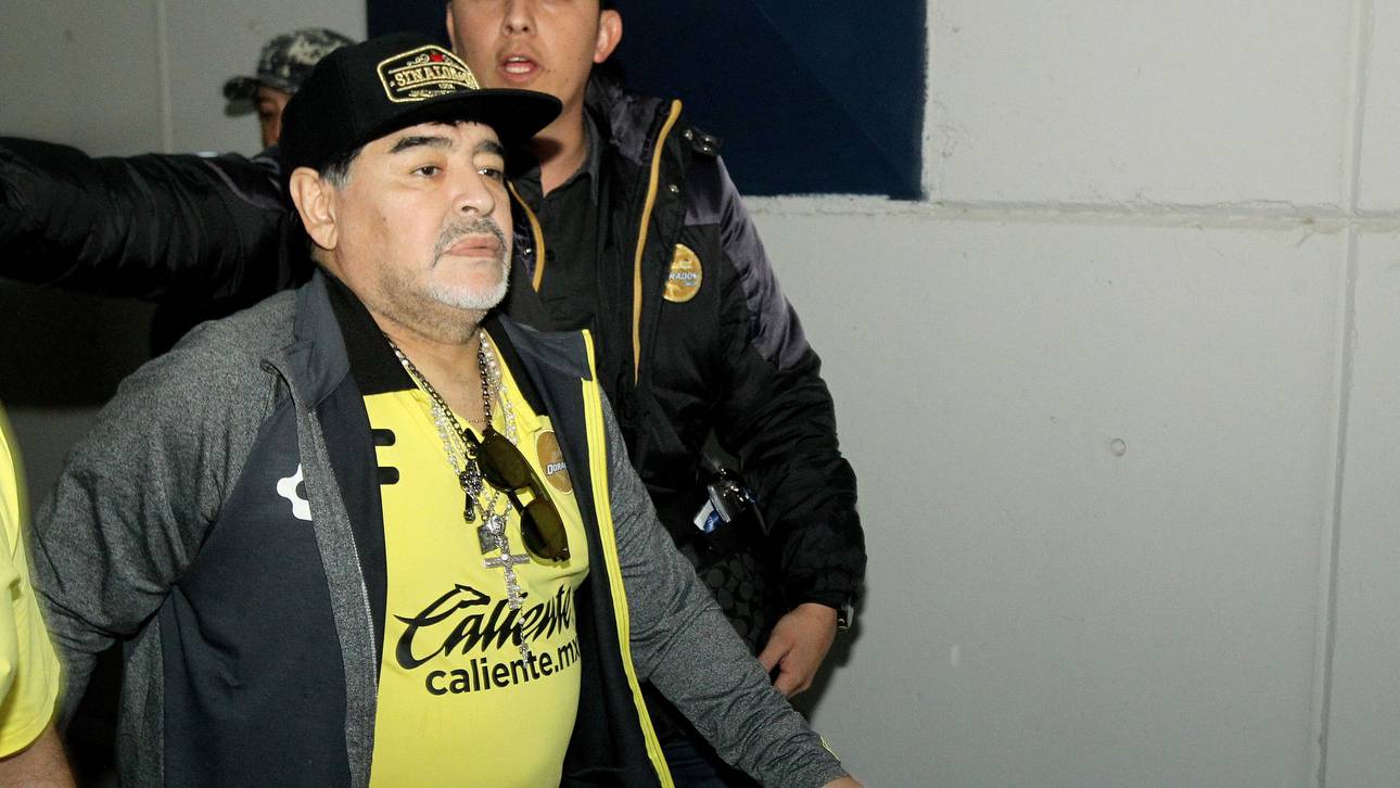 Entwarnung bei Maradona nach OP