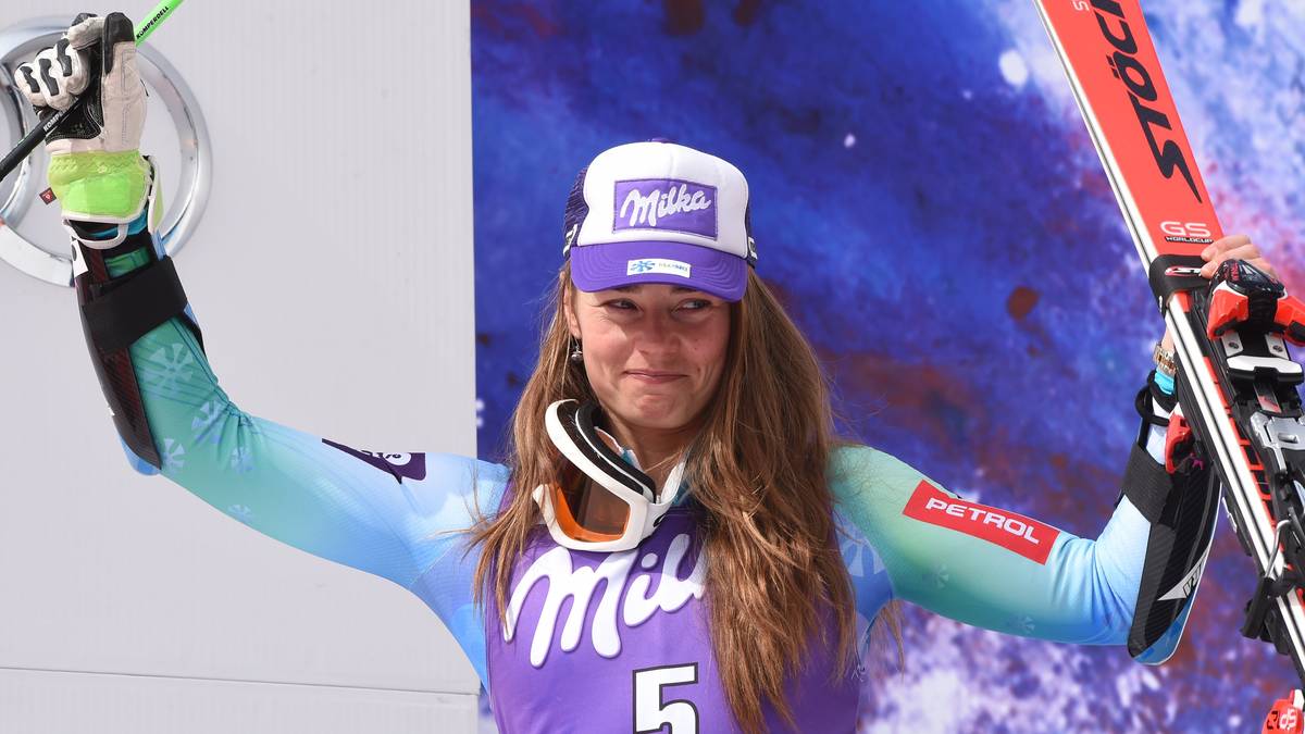 PLATZ 11 - TINA MAZE (SLOWENIEN): Maze hat mit ihren zwei Olympiasiegen, vier Weltmeistertiteln und dem Sieg im Gesamt-Weltcup 2012/13 die Top Ten nur knapp verfehlt. Für die Slowenin sprechen ihre Allrounder-Fähigkeiten, die sie mit Erfolgen in allen Disziplinen bewiesen hat