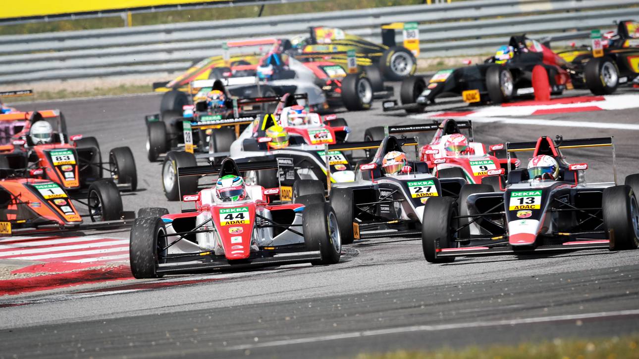 Formel 4 ermittelt Halbzeitmeister