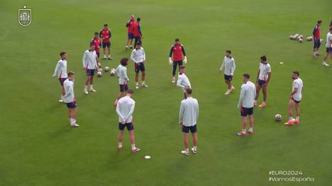 Spanien absolvierte das letzte Training vor dem Duell mit England im Finale der EM 2024. Alle Augen waren dabei auf Teenager-Sensation Lamine Yamal gerichtet, der seinen 17. Geburtstag feierte.