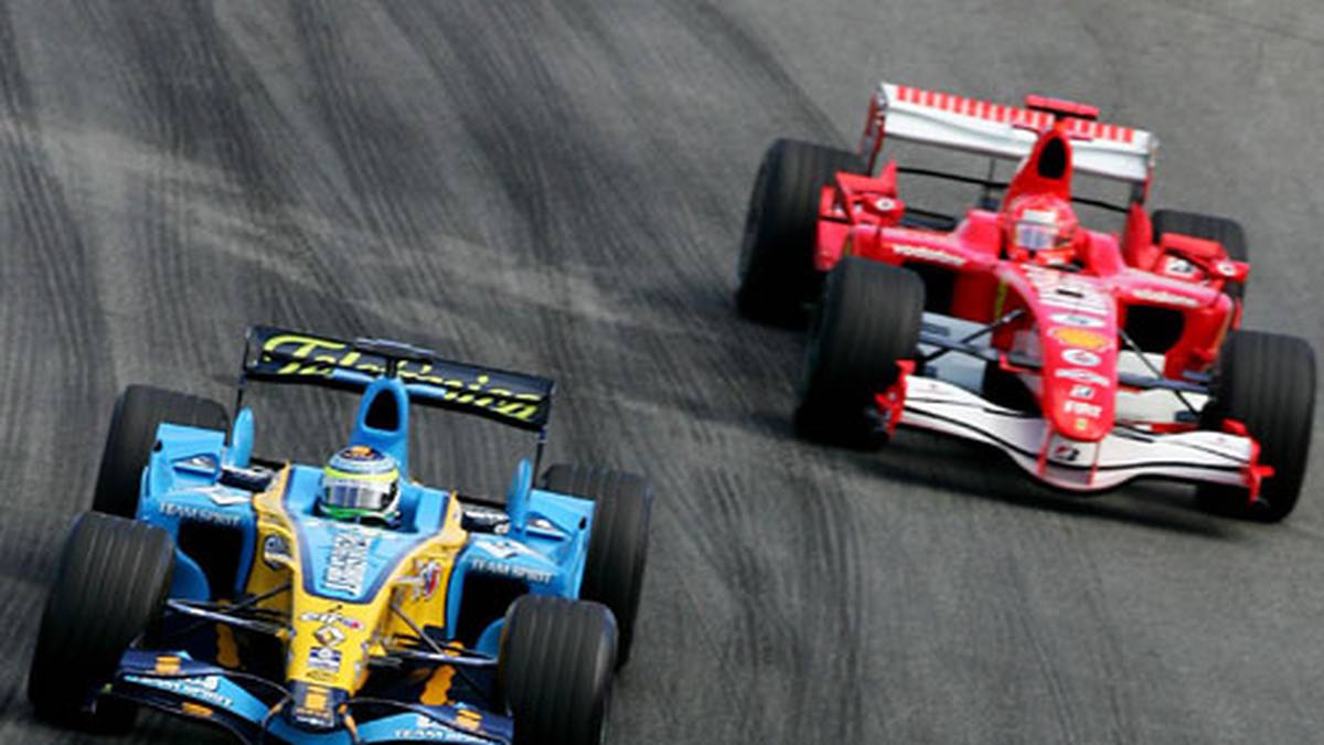 Schumacher kämpft sich zurück, nimmt noch einmal die Renaults ins Visier und wird am Ende Vierter. Zum achten WM-Titel reicht es aber nicht