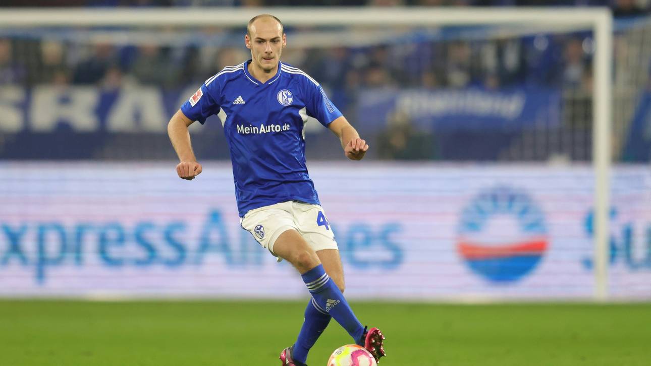 Schalker „Fußball-Gott“ verlängert