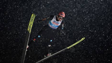 Skispringer Karl Geiger fliegt auf Rang Zwei