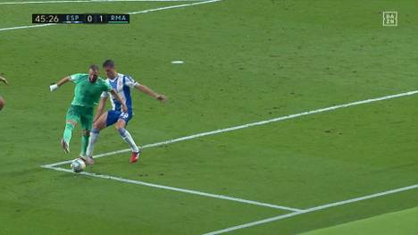 Real Madrid hat seinen Vorsprung in La Liga ausgebaut und musste sich dafür noch nicht einmal wirklich anstrengen. Ein Geniestreich von Karim Benzema reichte letztlich aus.