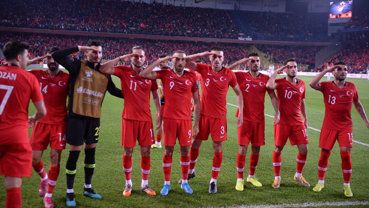 Calhanoglu verteidigt Militär-Gruß