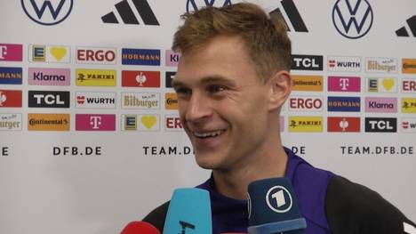 Beim 4:0 gegen Luxemburg in der WM-Qualifikation spielte Joshua Kimmich als Rechtsverteidiger. Auf die Frage auf welcher Position er am liebsten spielen würde, antwortet er scherzhaft.
