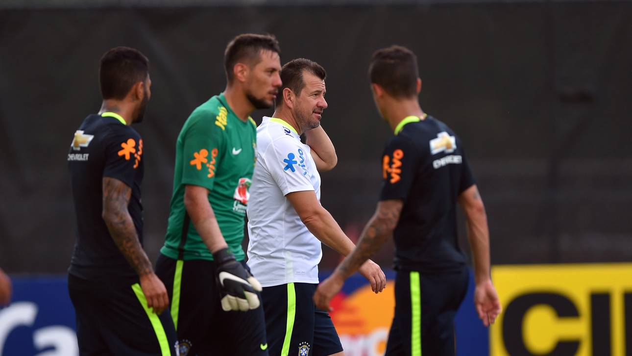 Brasilien muss sich im LKW umziehen