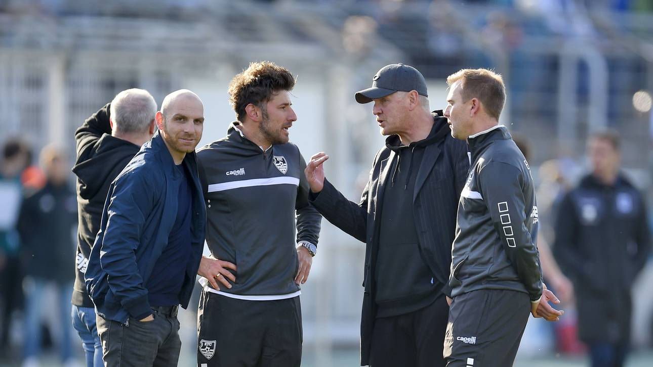 Effenberg feiert Auftaktsieg mit KFC