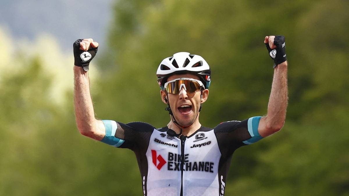 Simon Yates gewinnt die 19. Etappe des Giro d'Italia