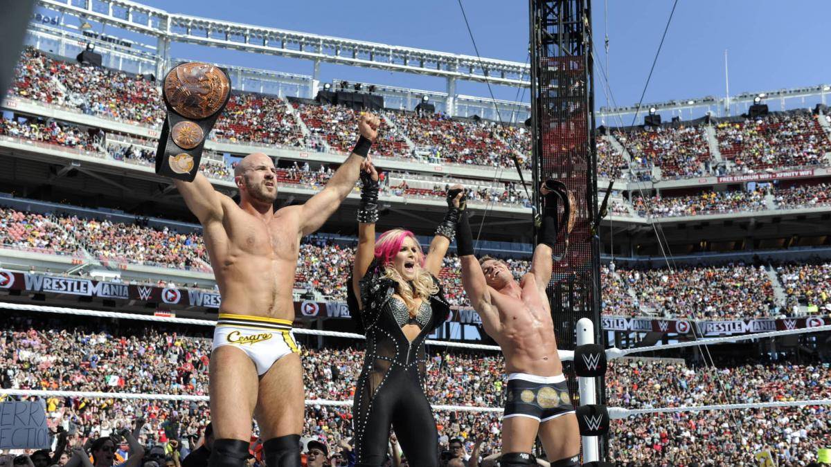 Cesaro (l.), Natalya und ihr Mann Tyson Kidd bei WWE WrestleMania 31