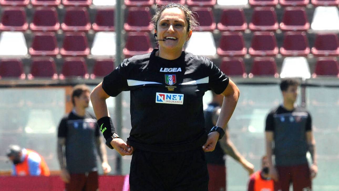 Schiedsrichterin schreibt Geschichte