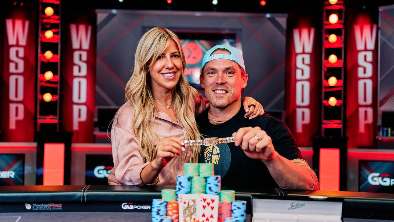 Alex Foxen gewinnt Mega-Turnier